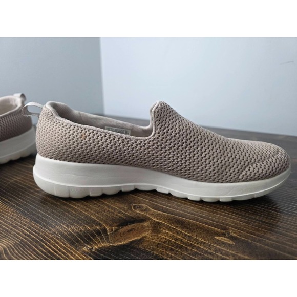 Skechers Shoes Womens Sz. 8.5 Beige Go Walk Joy Goga Max Knit Slip On Comfort - Picture 4 of 14